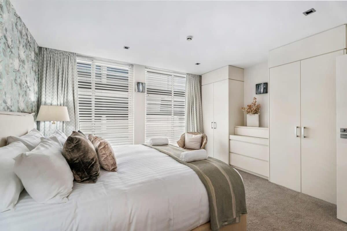Pembroke Luxury Apartment Wanaka Esterno foto