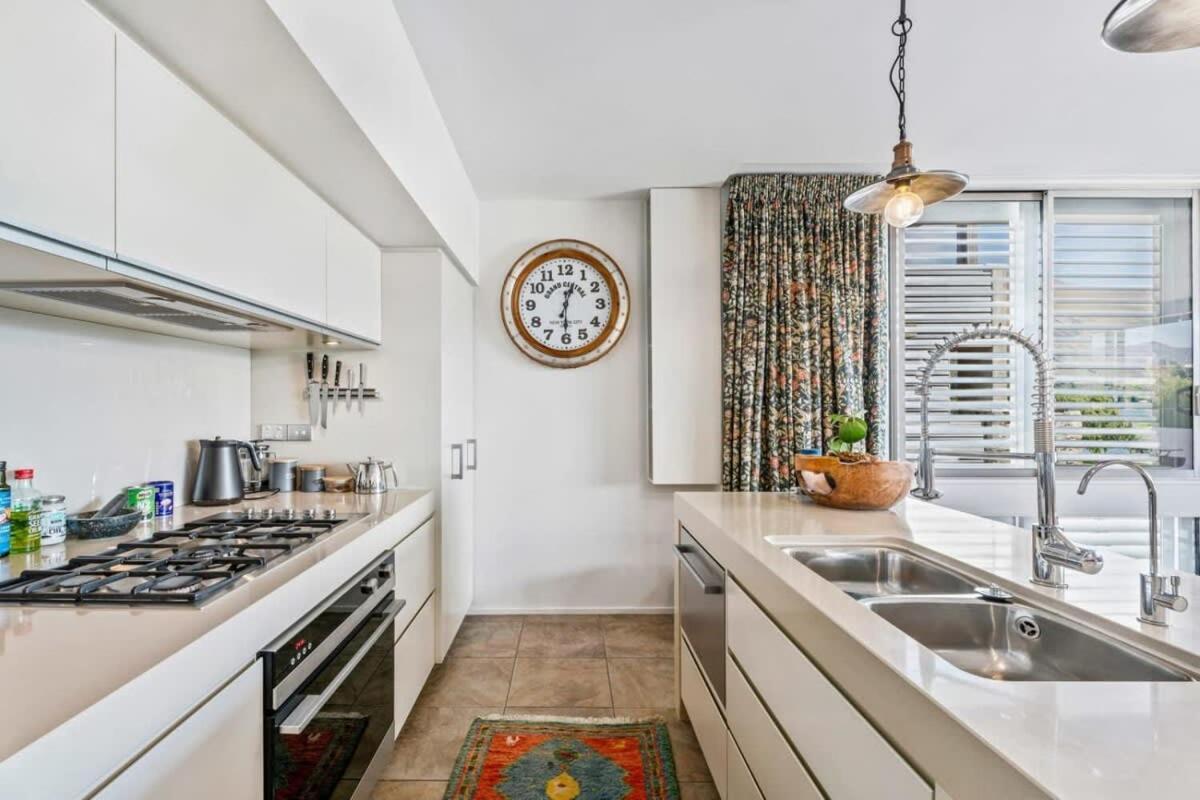 Pembroke Luxury Apartment Wanaka Esterno foto